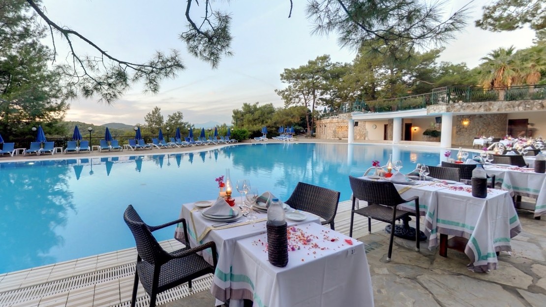 Montana Pine Resort Hotel & Spa